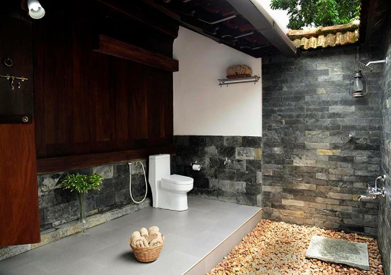 Stayvista At La Riva Heritage Villa With Bicycle Alappuzha 외부 사진